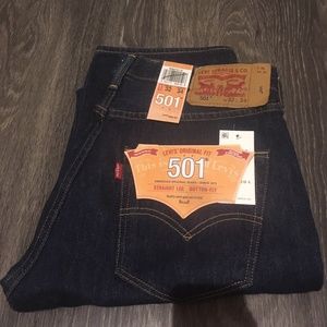 Levi’s blue 501 32x34 straight button fly NWT